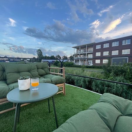 Cosy Tiny Houseboats Near Beach And Restaurants By Weltevreden Experience Zeewolde Luaran gambar