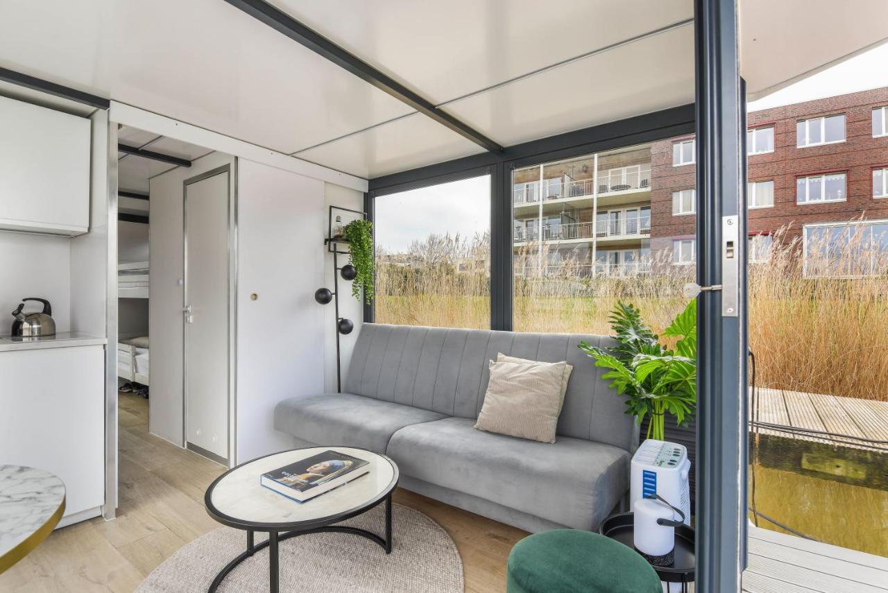Cosy Tiny Houseboats Near Beach And Restaurants By Weltevreden Experience Zeewolde Luaran gambar